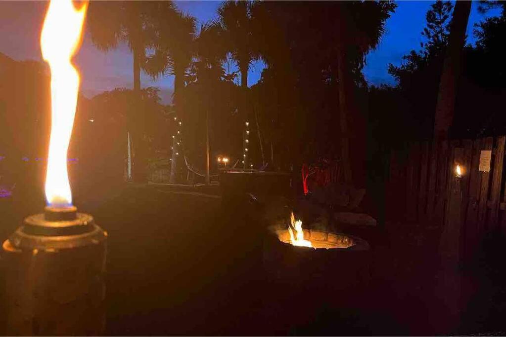 Frontenac Poolside Cocoa Oasis W/ Tiki Bar!ヴィラ エクステリア 写真